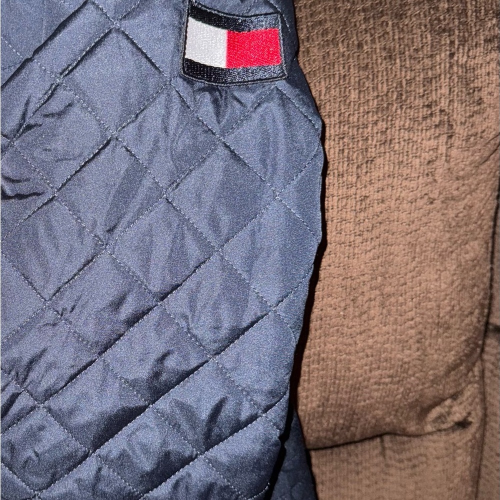 Tommy Hilfiger Navy and Red Quilted Jacket - Picture 3 of 10